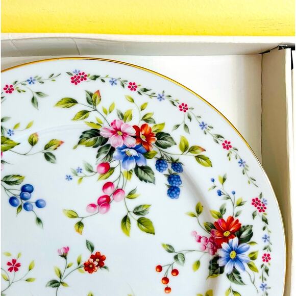 Vintage Andrea by Sadek Porcelain Berries & Flowers Cake Plate w/ Dessert Server - Picture 3 of 5